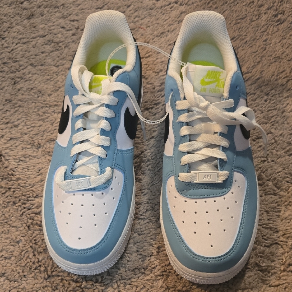 New Womens Nike Air Force 1 Light Blue and White Sneakers New W/O Tag - Picture 3 of 5